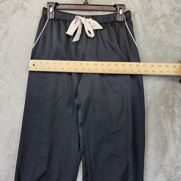 Victoria's Secret Jogger Pants Womens XS Black White Piping Heart Patch Lounge - Picture 5 of 13